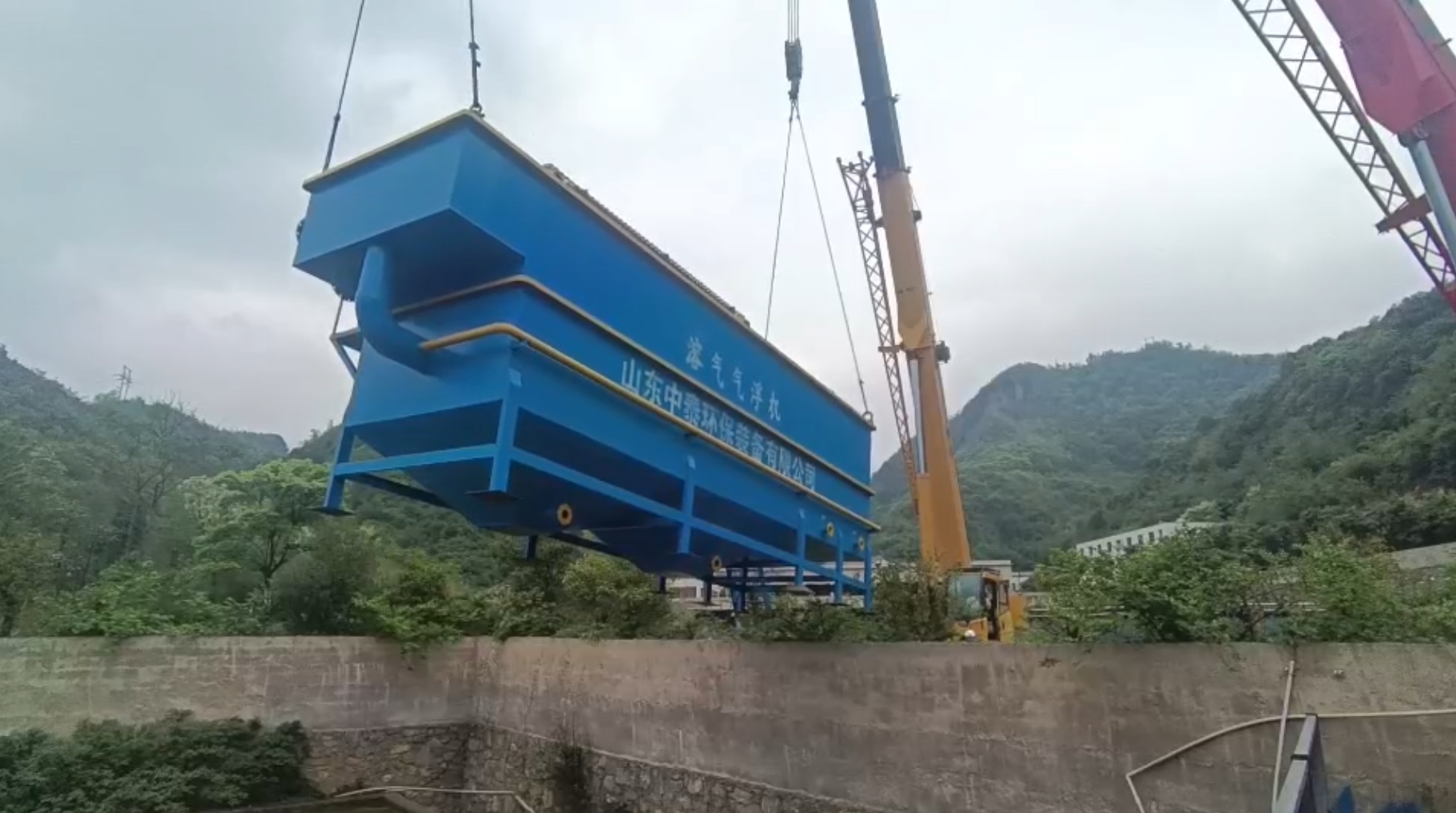 氣浮機(jī)，高效氣浮機(jī)，溶氣氣浮機(jī)，氣浮機(jī)安裝現(xiàn)場